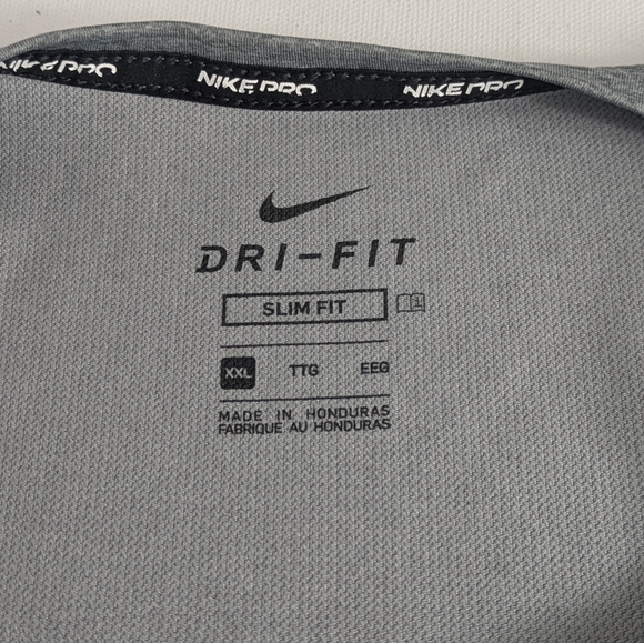 Nike Pro Men's Size Slim 2XL Training Active T-shirt Top Shirt Gray BV5633 EUC - Picture 9 of 9